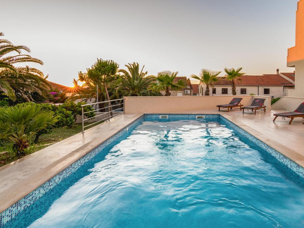 Apartment Villa 2 Pools-2 By Interhome Sutivan Ngoại thất bức ảnh